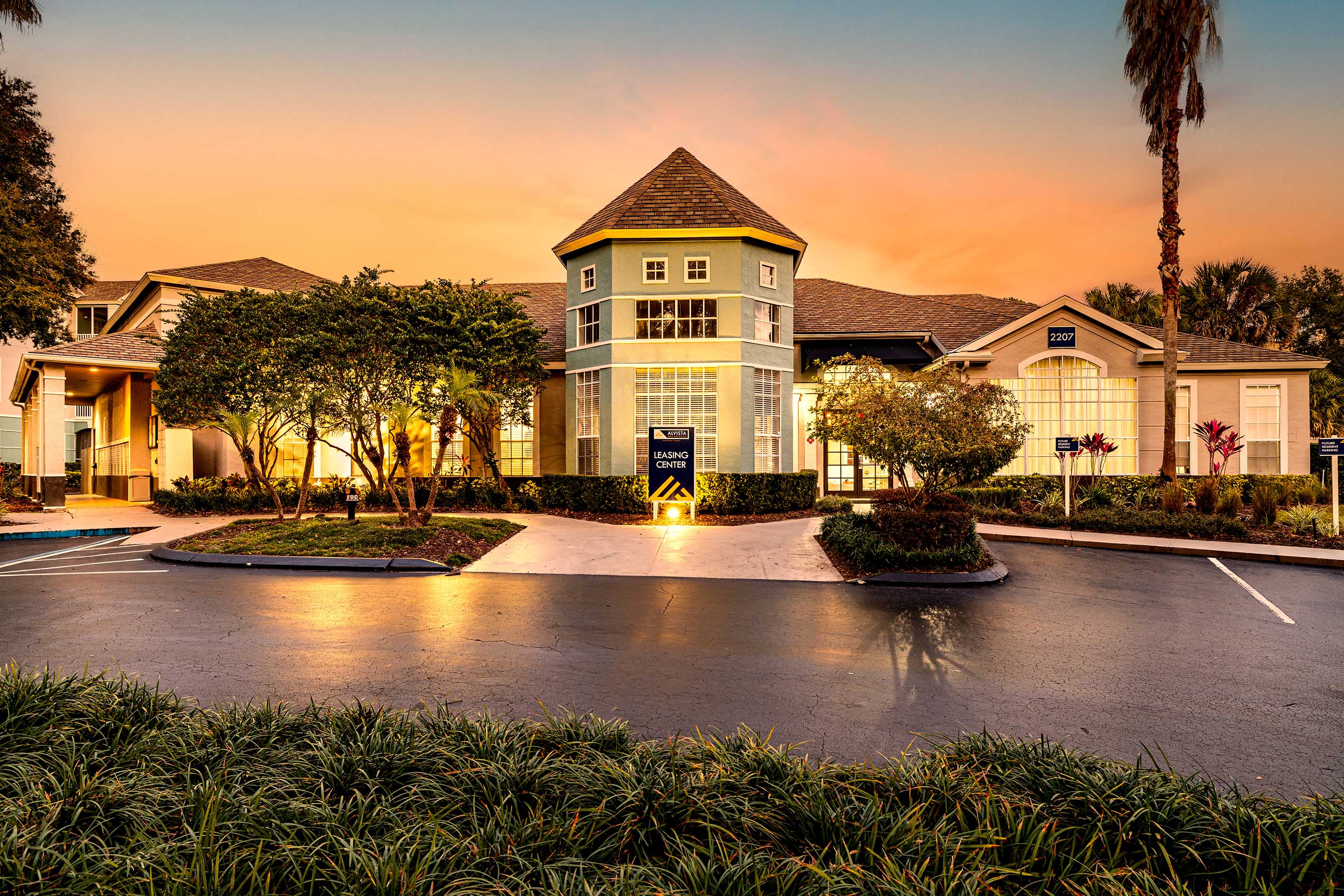 Alvista Metrowest Apartments, 2207 Lake Debra Drive, Orlando, FL RentCafe