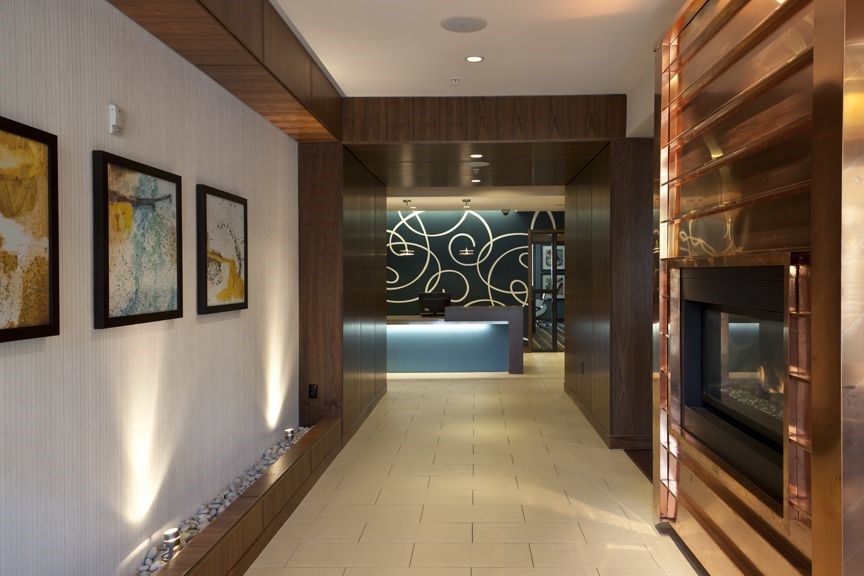 Lobby entrance looking towards front desk