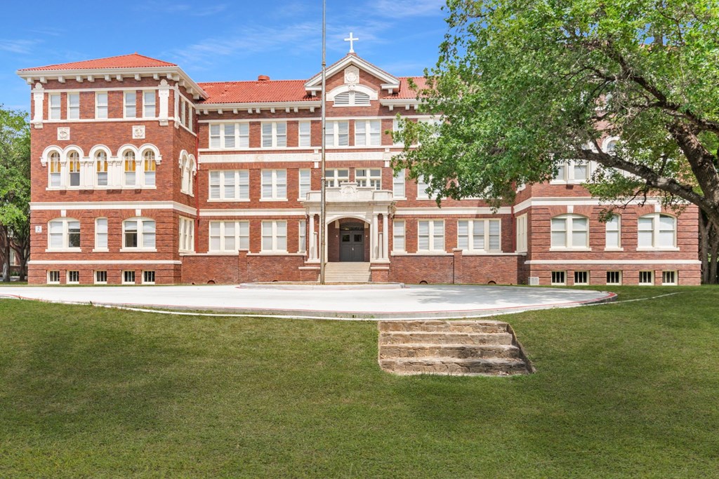 The St John Exterior