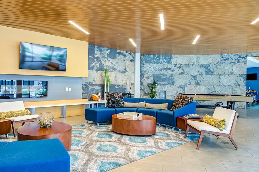 1901 South Charles - The Flats Lounge Area