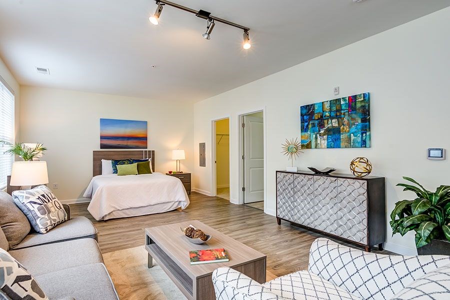 1901 South Charles - The Flats Studio Bedroom