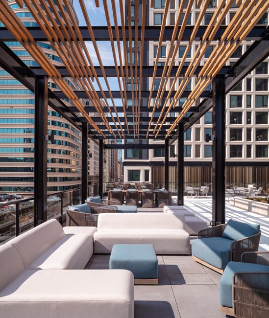 365 Nicollet Outdoor Lounge Area