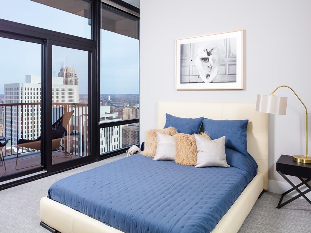 365 Nicollet Furnished Apartment Bedroom