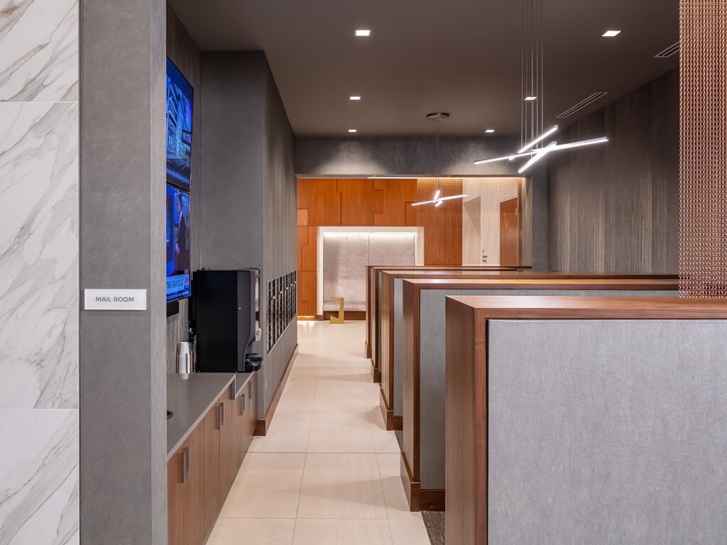 365 Nicollet hallway