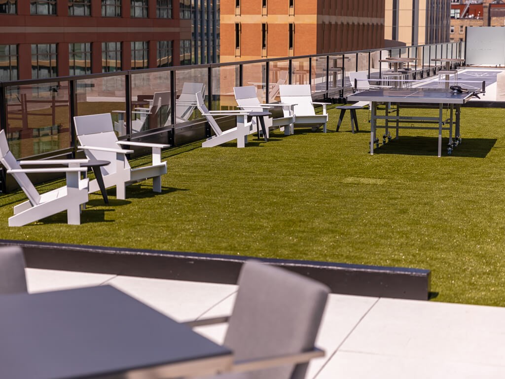 365 Nicollet Outdoor Lounge Area