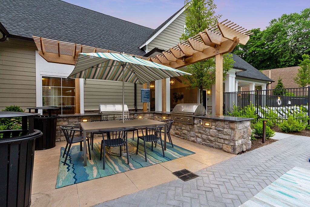 Outdoor dining with grilling station