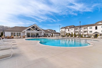 Ashland Farms Expansive Swimming Pool Area with Sundeck and Shaded Table Seating - Photo Gallery 3