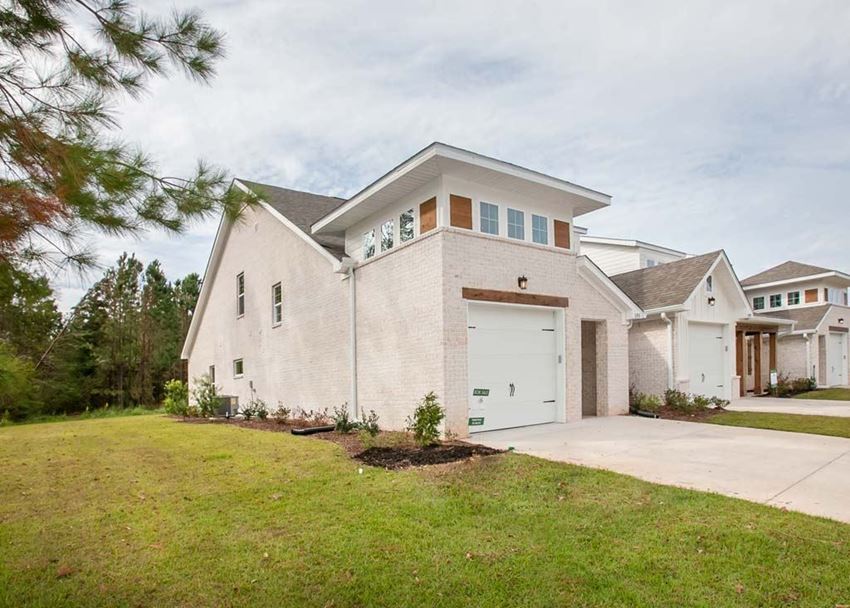 Cottages At Wyld Palms