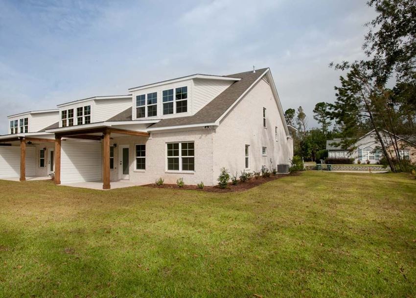Cottages At Wyld Palms