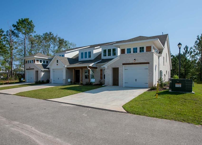 Cottages At Wyld Palms
