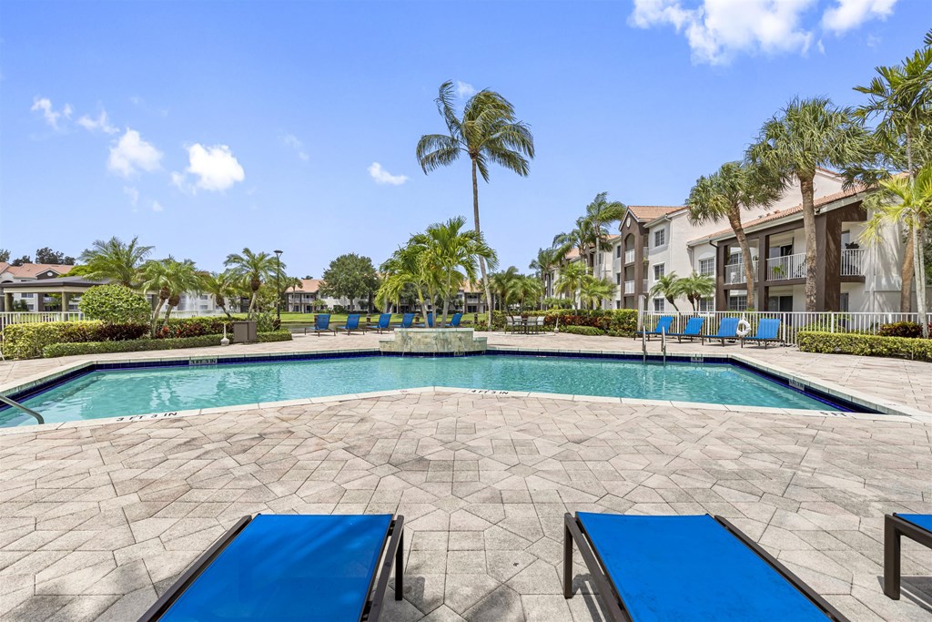 the pool at the preserve at polo apartments fl