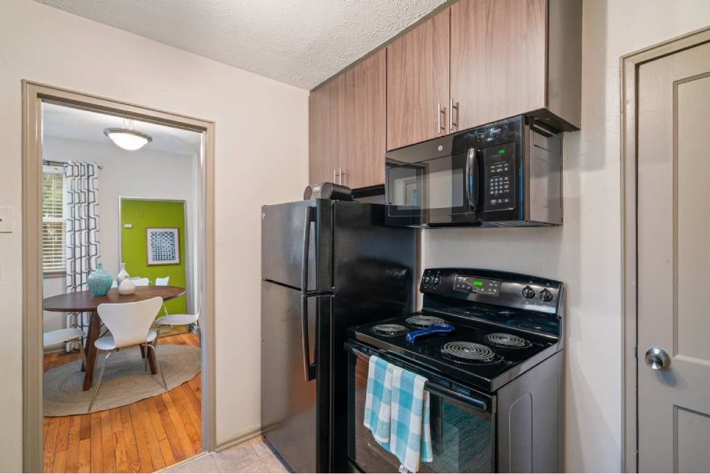 Luxurious Kitchen Luxurious Kitchen
