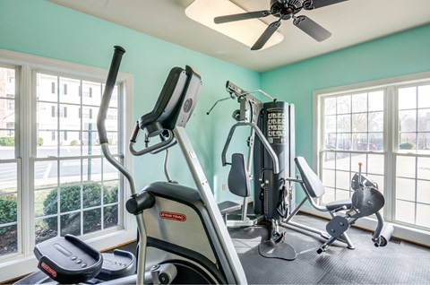 190 White Pine Circle 3 Beds Apartment for Rent