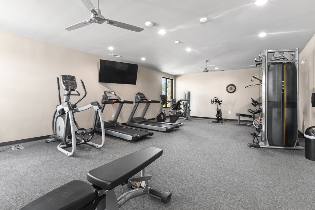 Willow Park gym with cardio equipment
