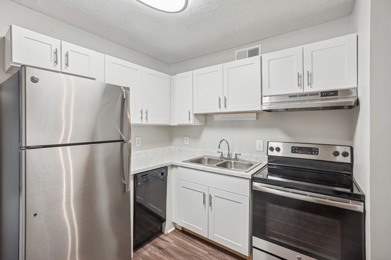 1808 Edgehill