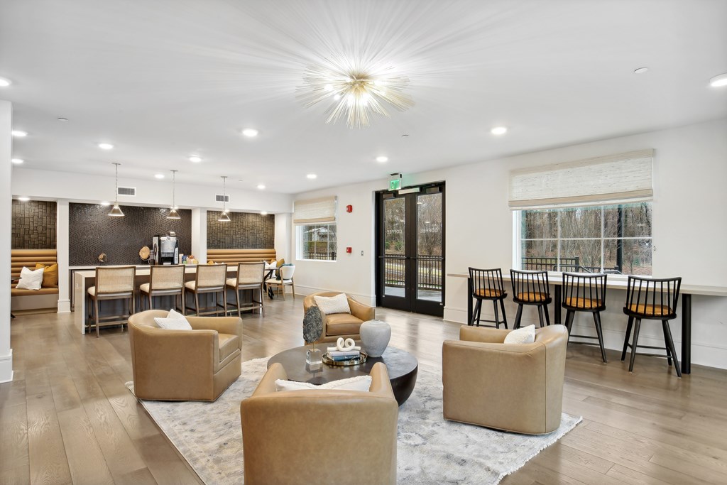 the preserve at ballantyne commons living room and dining area