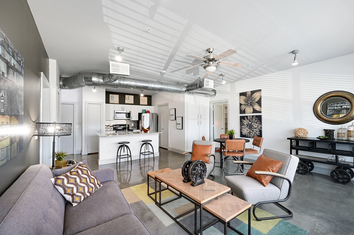 5225 Maple Apartments