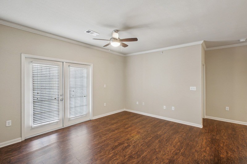 Grove At Shadow Green Apartments