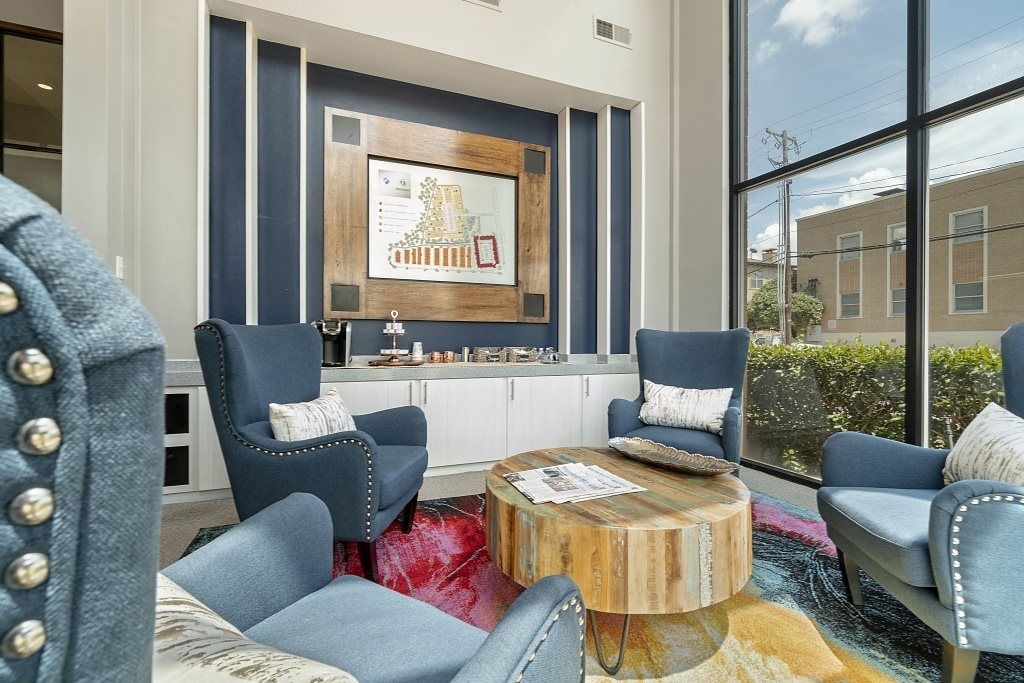 Trails Of White Rock Apartments