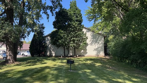 Cottonwood Creek Apartments