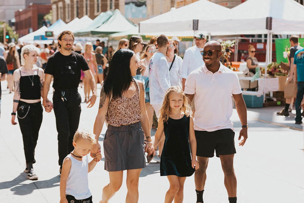 River market at The Landing at 1001 NP, Fargo, ND, 58102