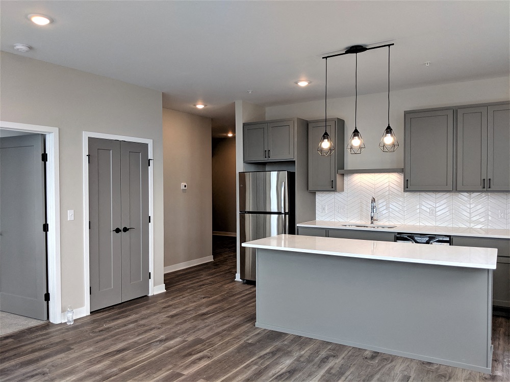 Foltz Kitchen & Foyer at Dillard Apartments, Fargo, North Dakota 58102