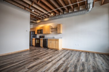 309 Roberts Street North Studio-1 Bed Apartment for Rent - Photo Gallery 5