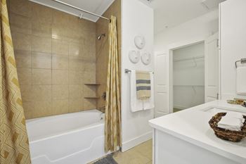 The Sawyer Garden Tub with Tile Surround