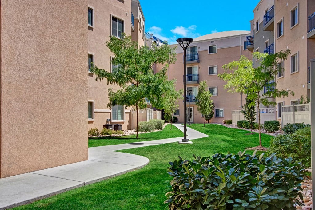 Bridges - courtyard, Dean Weidner Investments