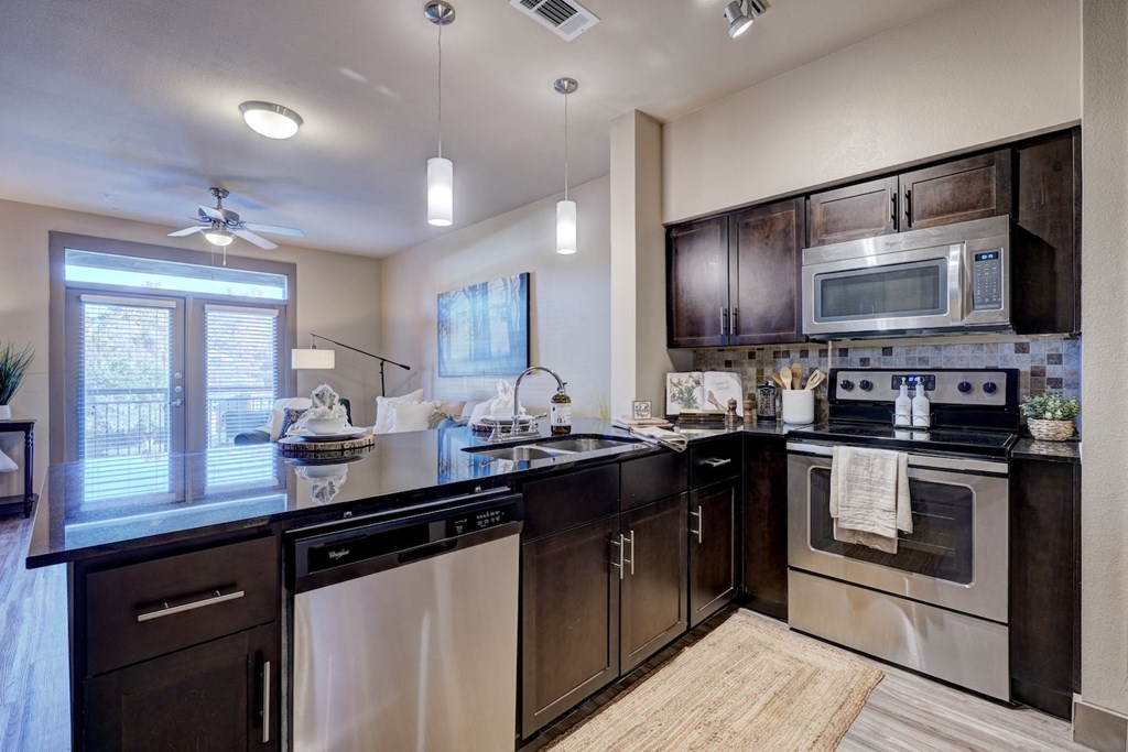 Edge at Midtown Kitchen