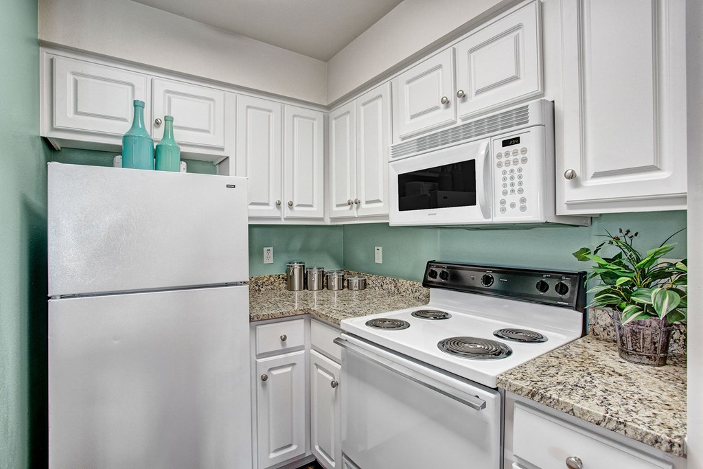 Legends at River Oaks Kitchen Appliances