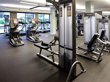 222 Hennepin Fitness Center