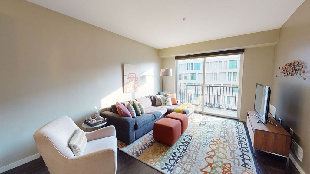 222 Hennepin - living area