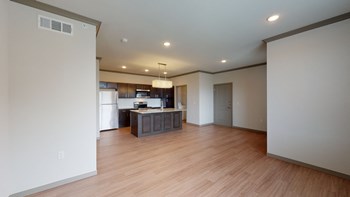 35 Degrees Living Room and Kitchen - Photo Gallery 6