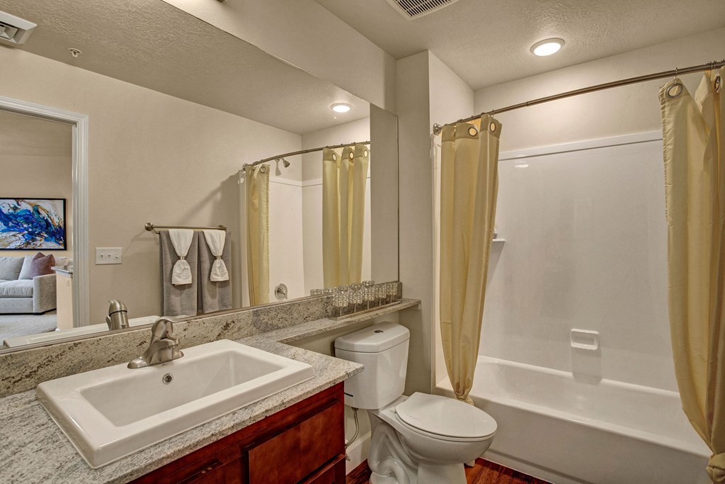 Hills at Sandy Station Bathroom