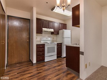 The Outlook Apartment home with hardwood floors The Outlook Apartments entry way with hardwood floors - Photo Gallery 2