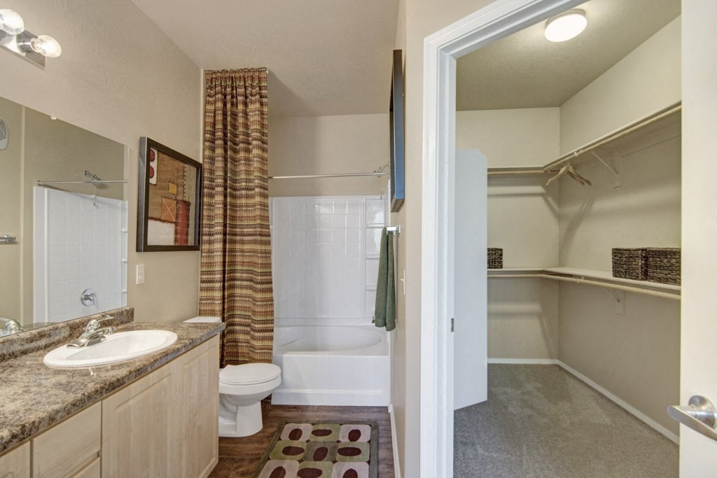 Natura Villas bathroom