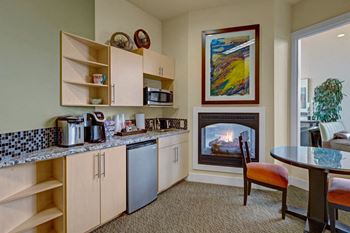 Alpine  Apartments - Kitchen