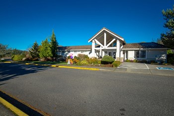 Andorra Apartments 22817 Lakeview Drive Mountlake Terrace Wa Rentcafe