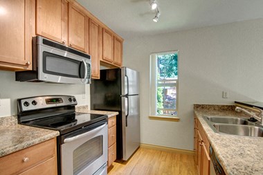 12821 126Th Way NE Studio-2 Beds Apartment for Rent Photo Gallery 1