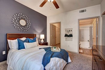 Aviare Arts Bedroom - Photo Gallery 4