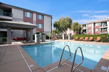 Bolero Outdoor Pool 7725 W McDowell Rd Studio-3 Beds Apartment, Arizona for Rent - Photo Gallery 4