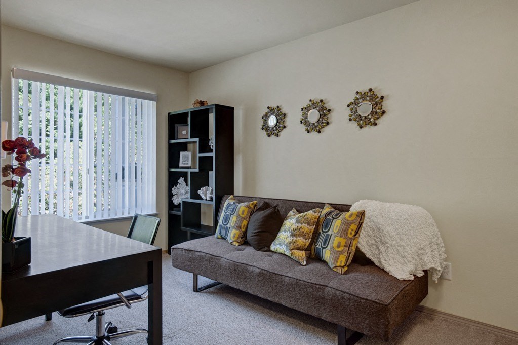 Windsong Bedroom Apartments in Issaquah, WA