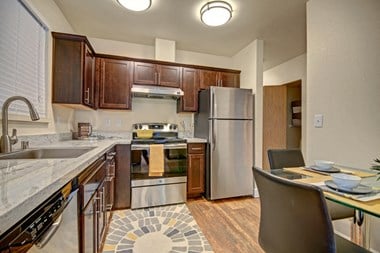 13865 Interurban Avenue South 2 Beds Apartment for Rent - Photo Gallery 1