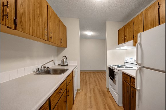 Gateway Gardens Apartments 96 Grosvenor Blvd St Albert Ab