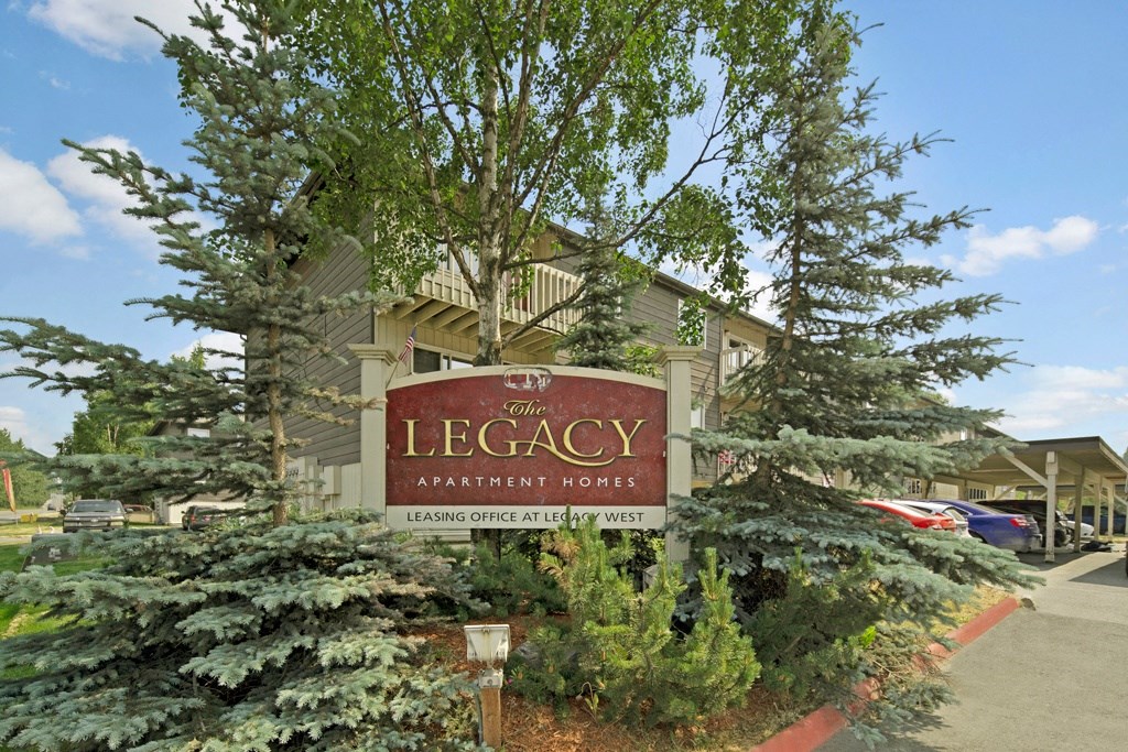 The Legacy Apartments - Sign