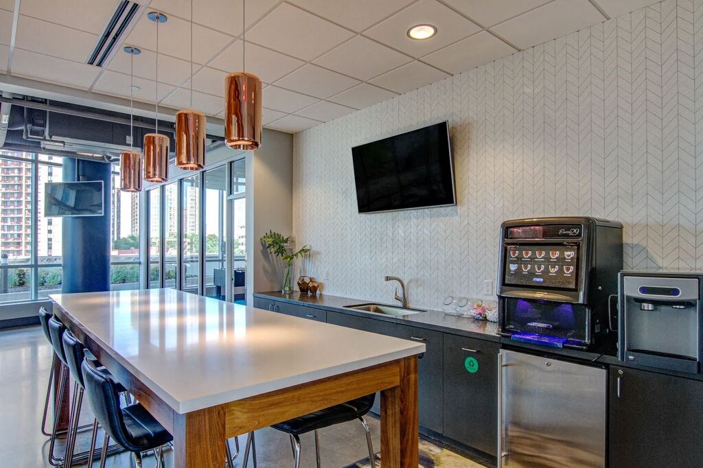 this is a photo of the office space available to rent