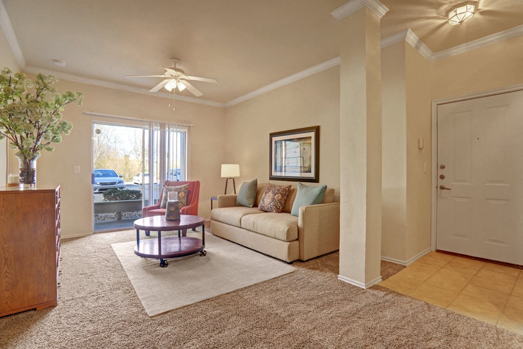 Memorial Creek Apartments Photo Gallery Apartments in