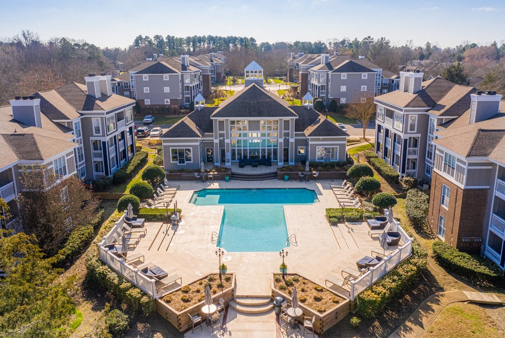 Retreat at McAlpine Creek - Pool and Exterior