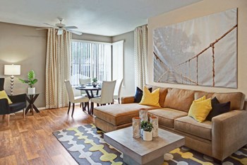 1033 N. Parkside Dr. Studio-3 Beds Apartment, Arizona for Rent - Photo Gallery 4